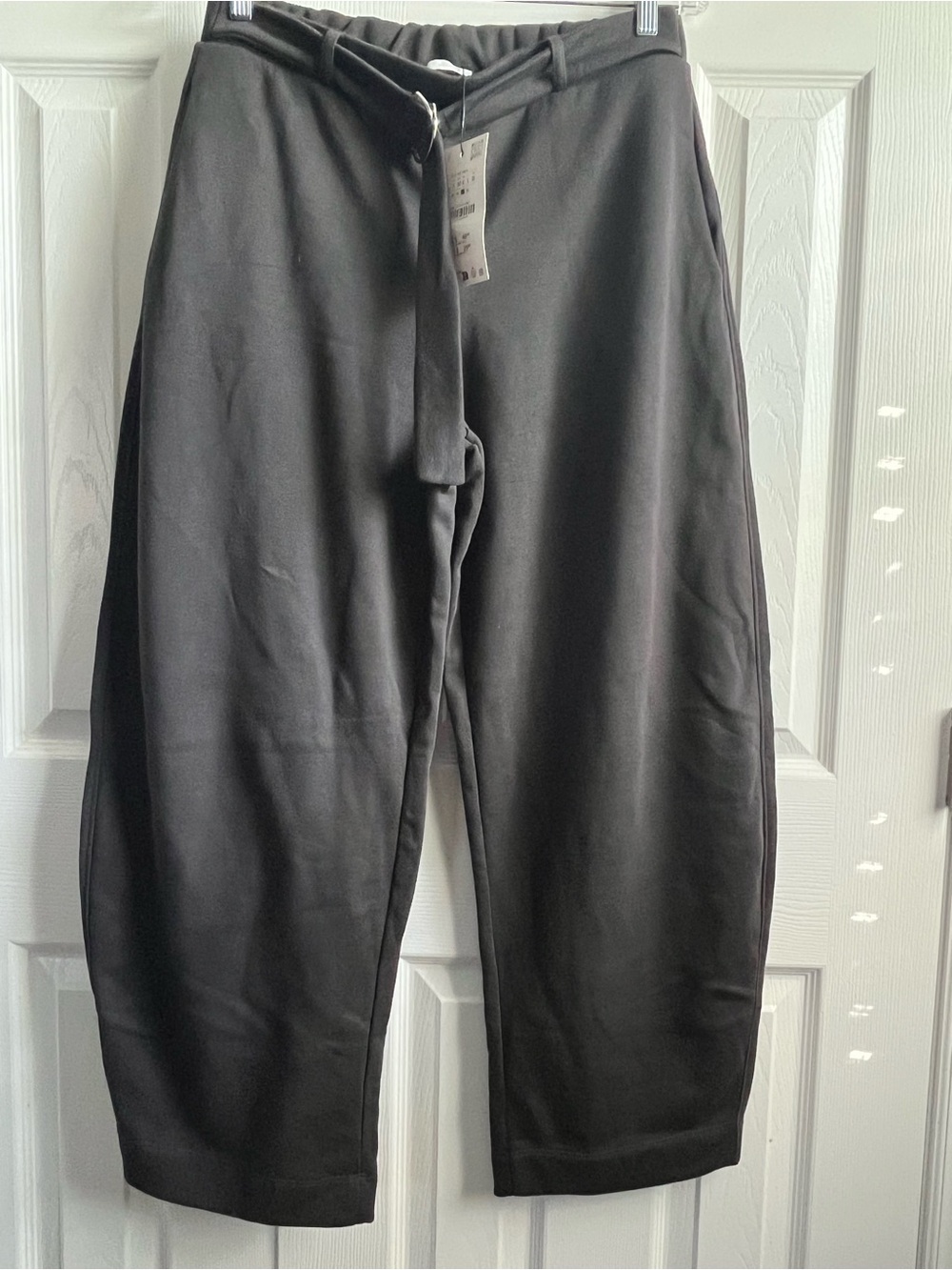 Zara charcoal grey belted soft barrel pants size large NWT